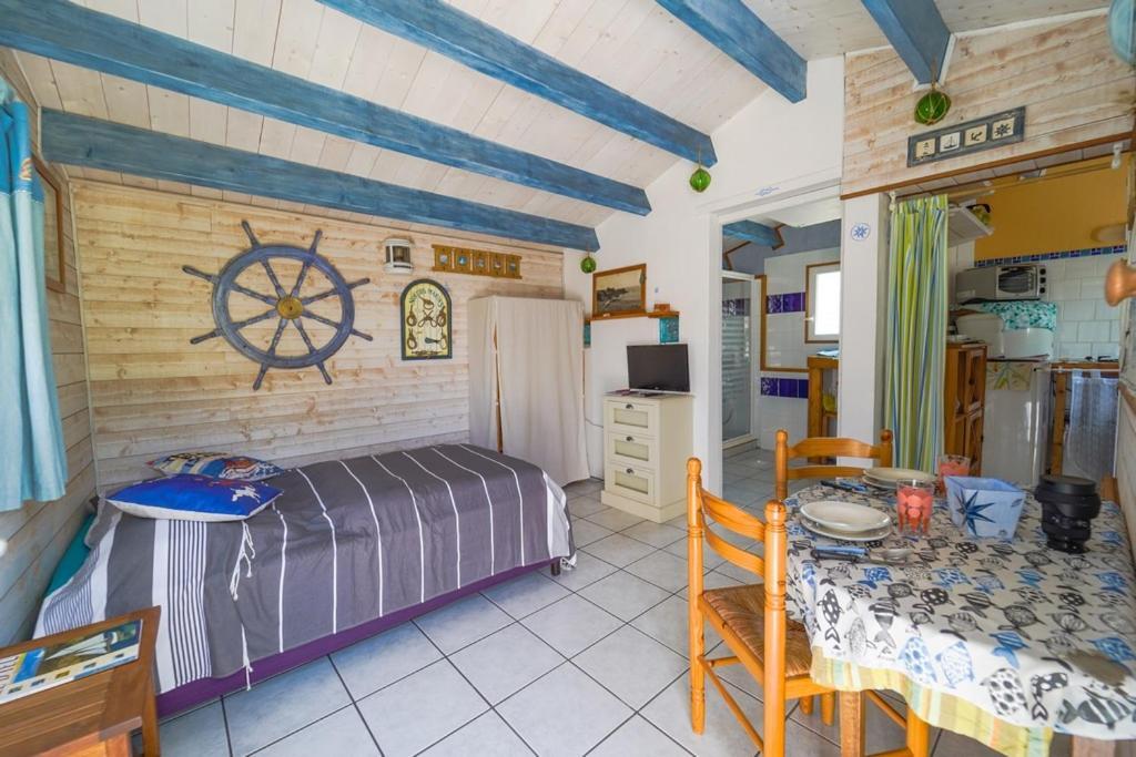 L'Ile D'Yeu, Vos Prochaines Vacances - Velos Inclus Port-Joinville Экстерьер фото